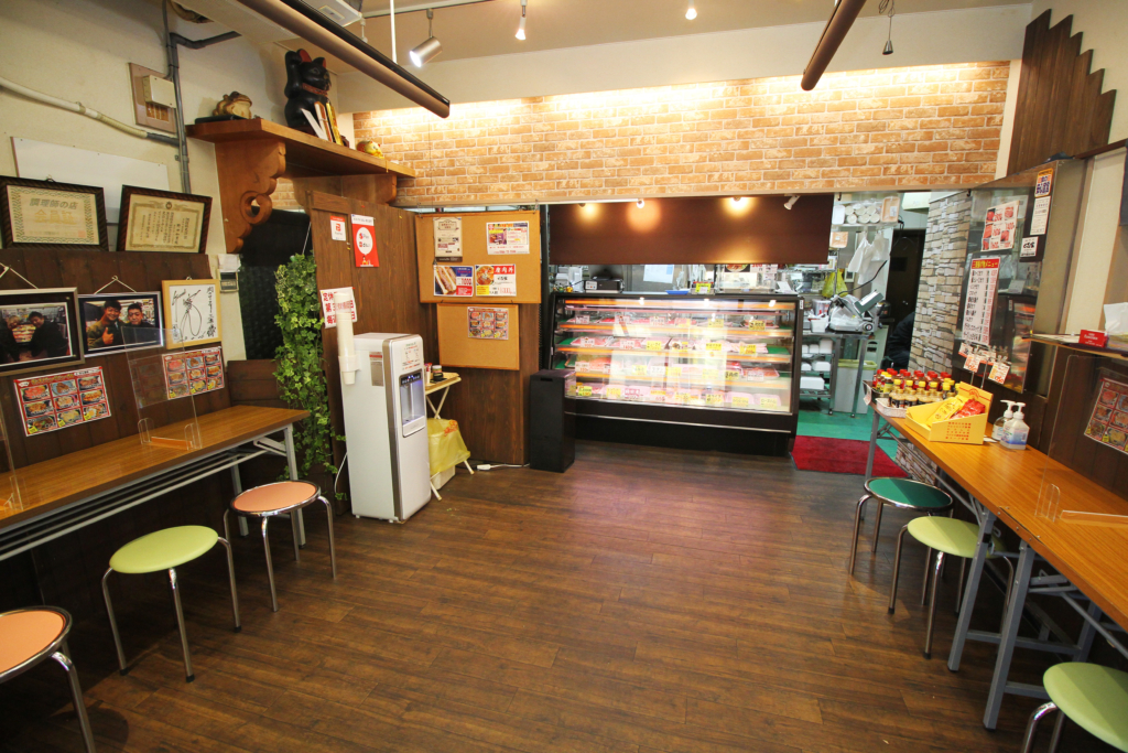 ロータリー三楽の店舗写真
